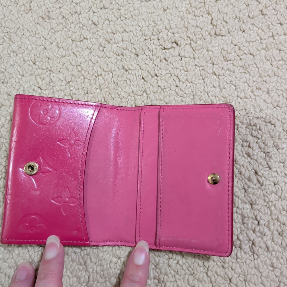 Louis Vuitton Vernis Pink Card Holder - Picture 3 of 15